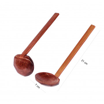 CUCCHIAIO IN LEGNO 01